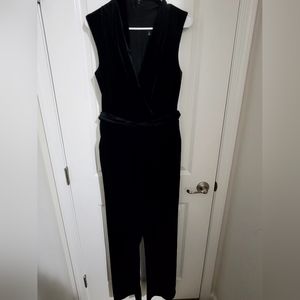 Womens Simply Vera Vera Wang Black Velvet Jumpsuit *Sz Large